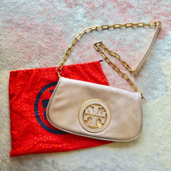 Tory Burch Handbags - Rose Gold Tory Burch Purse/Clutch